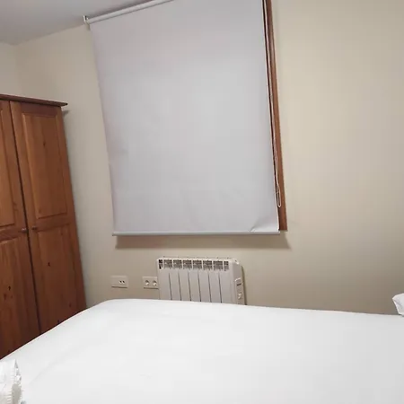 Figueras 3 Apartment *